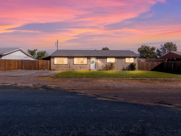 721 E 15th Ave, Kennewick, WA 99337