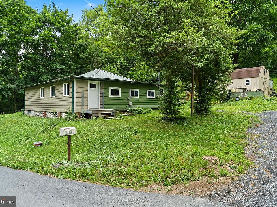 1st image of 200 Creekside Dr