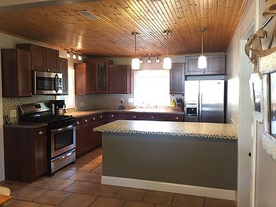 Large Eat in Kitchen