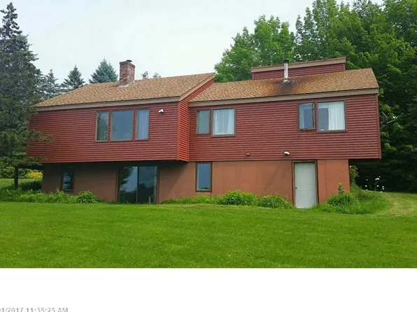 149 Hemingway Rd, Norway, ME 04268