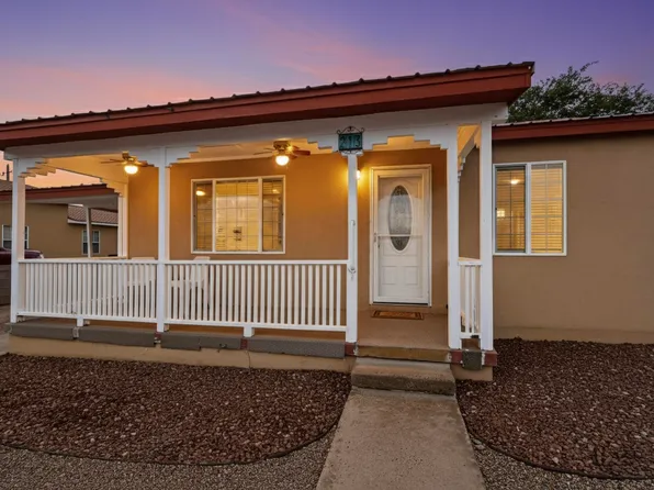 213 58th St NW, Albuquerque, NM 87105