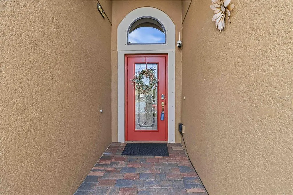 4 bed, 3.0 bath, 2006 sqft, $3,600 — Photo 4