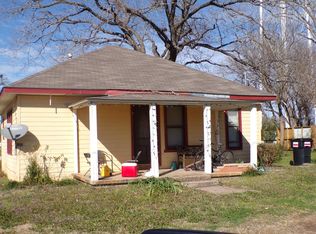 720 3rd St, Lexington, TX 78947