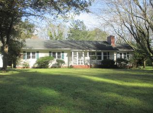 35383 Davis Wharf Rd, Belle Haven, VA 23306