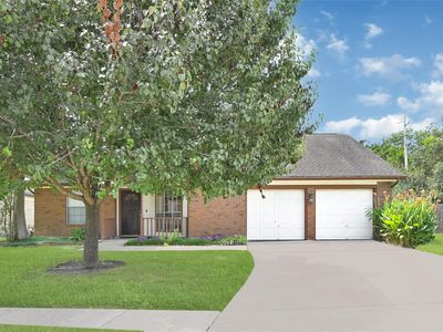 2215 Saradon Dr, Sugar Land, TX, 77478