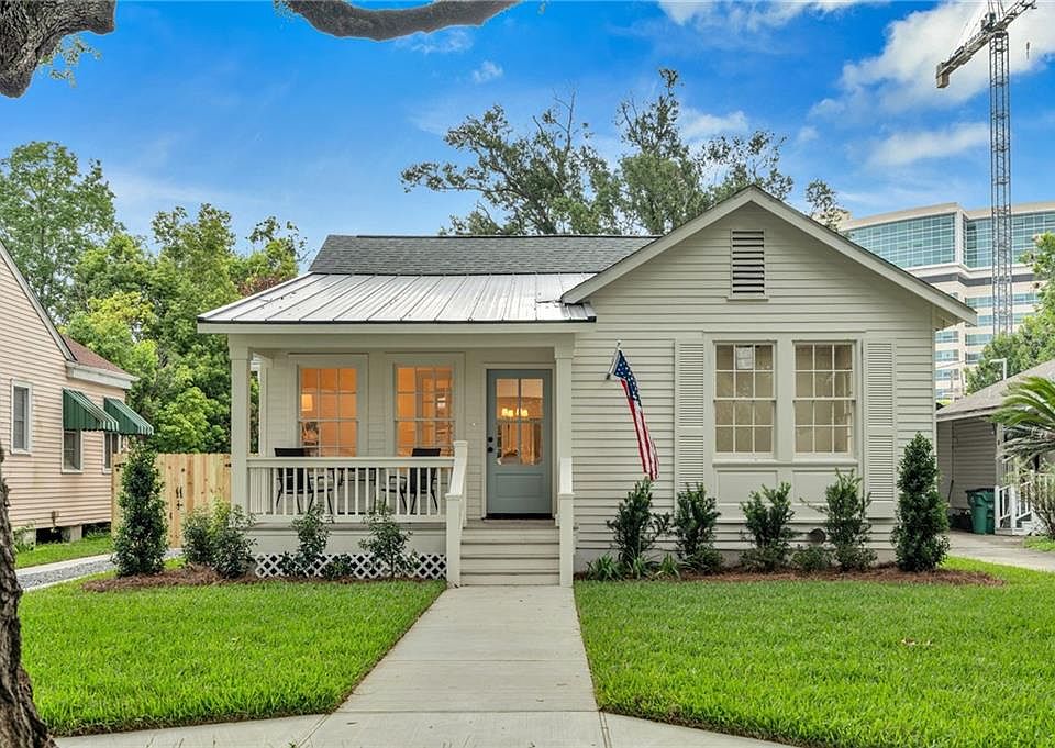 1st image of 313 Rio Vista Ave