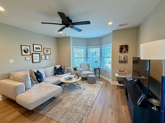3rd image of 308 Cooper St Floor 2
