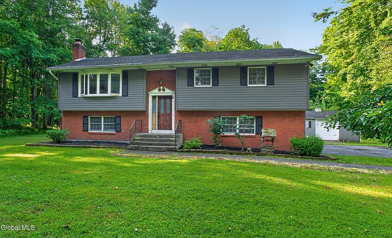 2nd image of 295 Font Grove Road