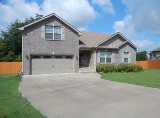 1560 Bonnie Blue Ave, Clarksville, TN 37042