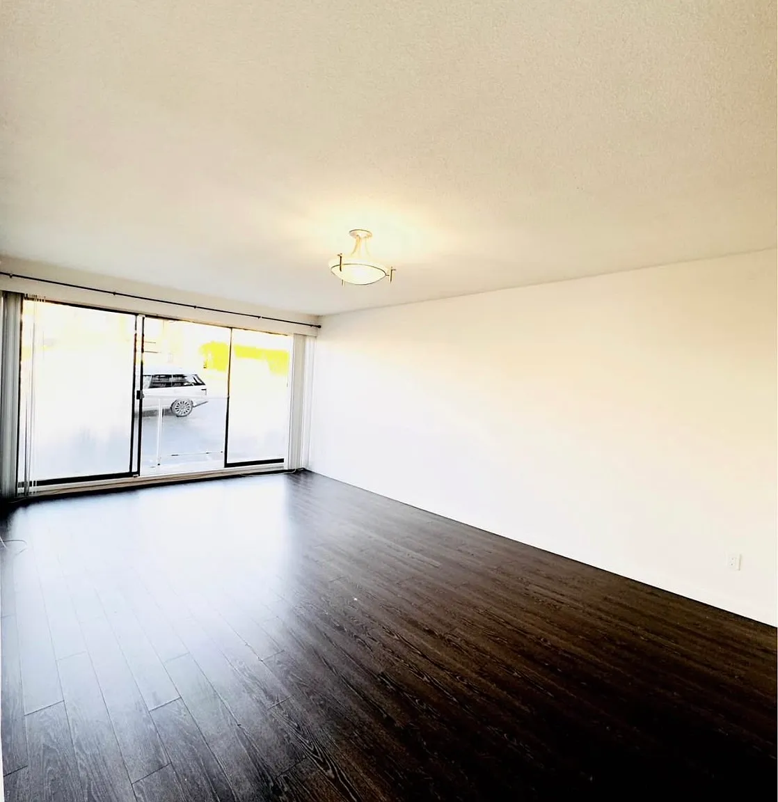 1 bed, 750 sqft, $1,590 — Photo 3