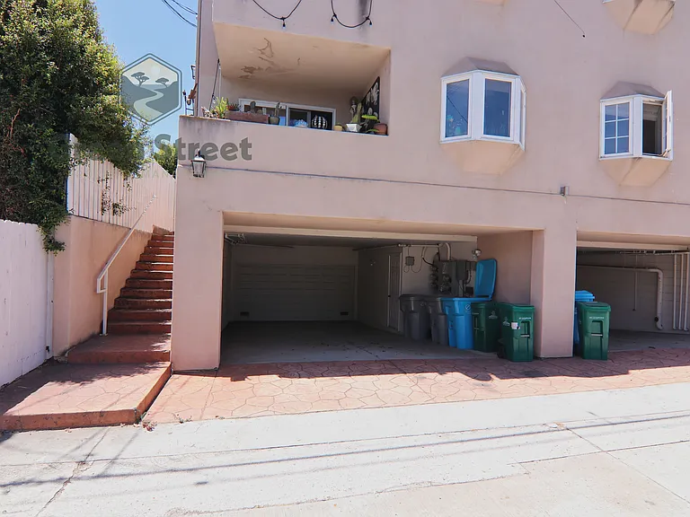 4085 Honeycutt St #1 — Photo 32