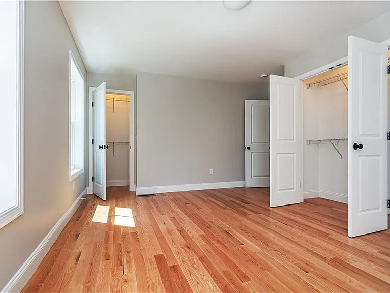 81 Cadora Ave — Photo 22