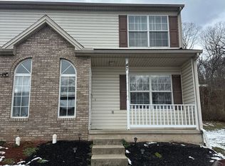 47 Petersburg Ln, Duncannon, PA 17020