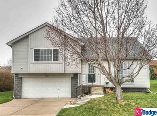 14909 Wirt St, Omaha, NE 68116