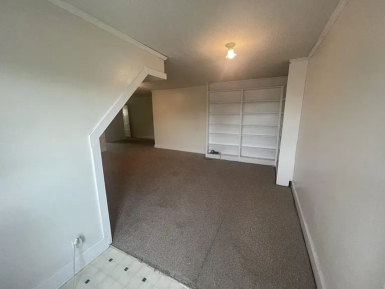 420 S Fess Ave — Photo 16