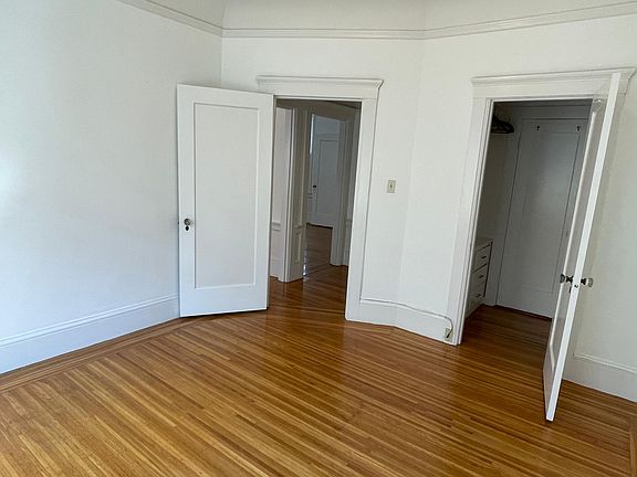 5th image of 1801 Hyde St