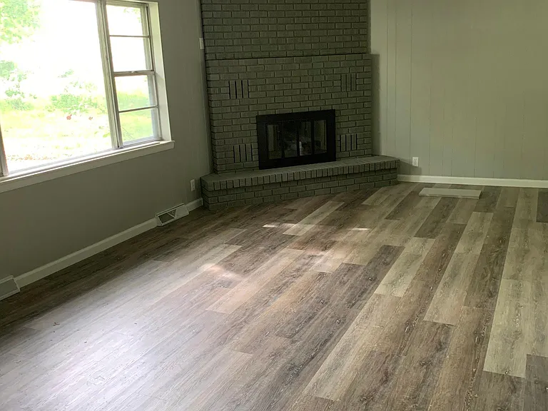 2101 S Kenser Rd — Photo 13