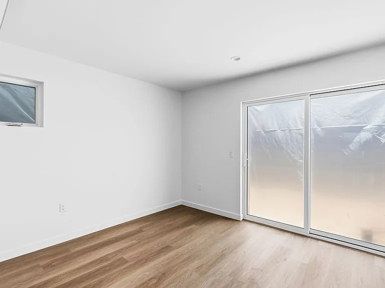 6638-6644 Valjean Court — Photo 17
