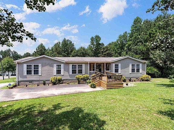 2nd image of 20 Woodline Dr