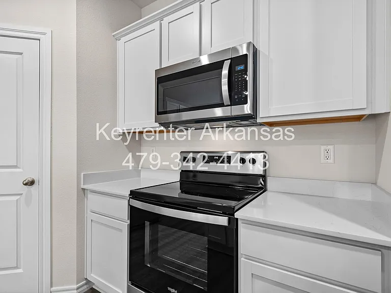 1324 Chavis St — Photo 12