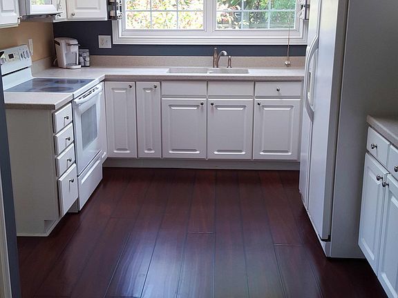 3rd image of 1230 Cloverleaf Ln