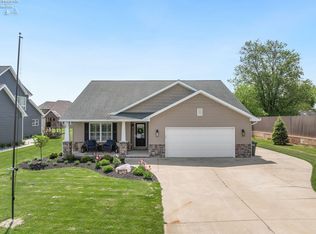 5351 E Bay Pointe Cir, Pt Clinton, OH 43452
