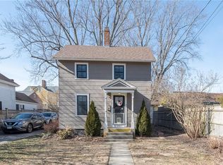 11 Duke St, East Greenwich, RI 02818