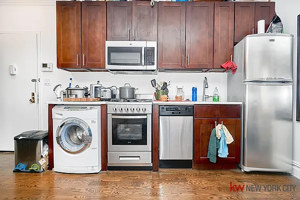 Rented by Keller Williams NYC | media 26