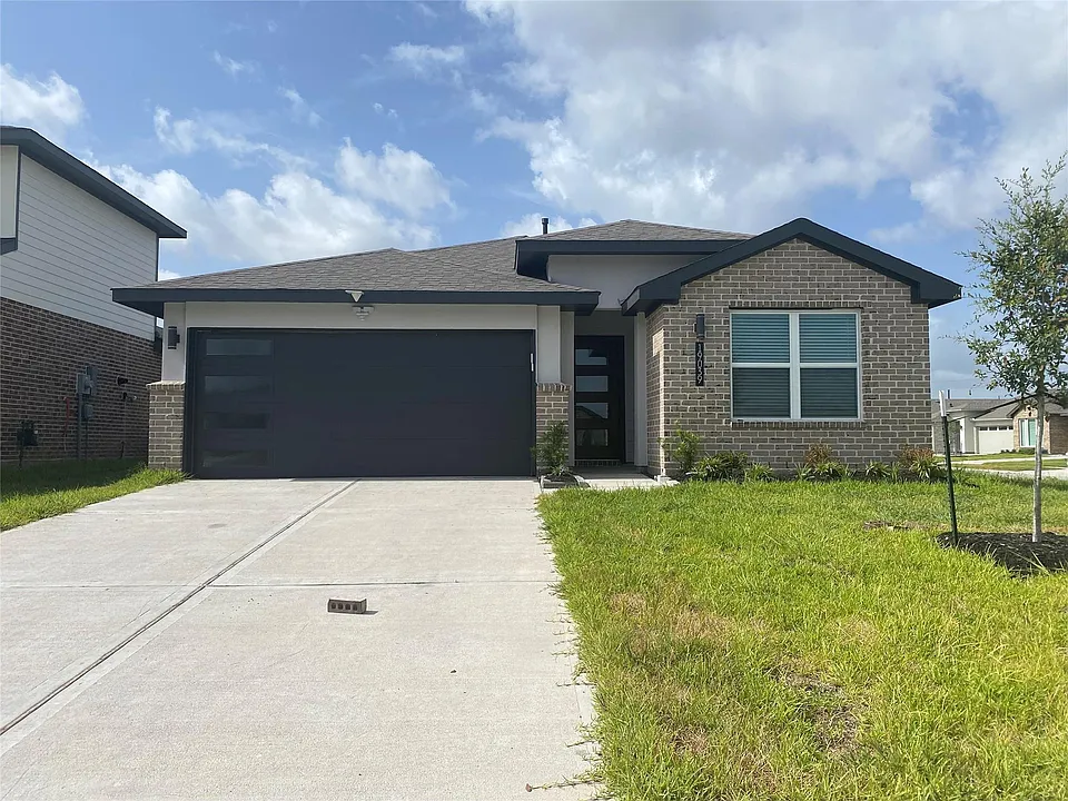 19039 Derrington Manor Ln