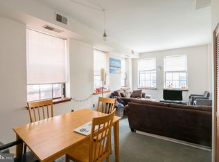 830 South St APT 2R, Philadelphia, PA 19147