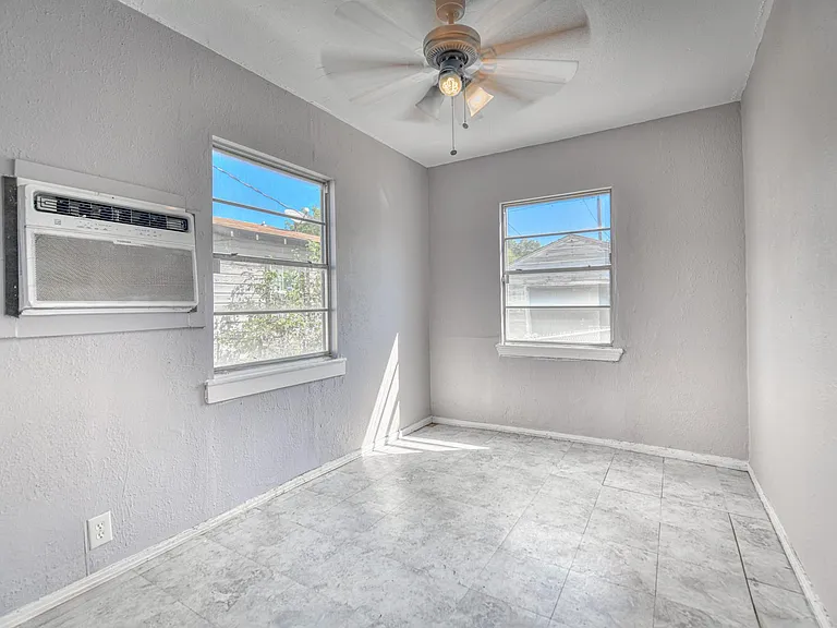 3330 Utah Ave — Photo 10