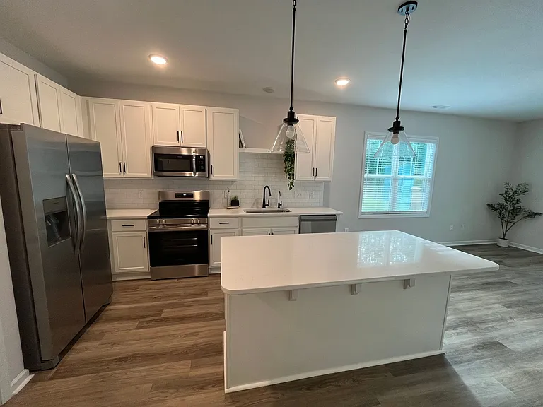 8329 Paramount Point — Photo 10