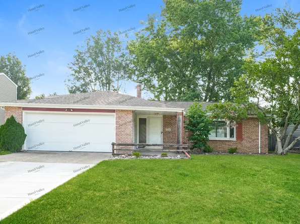 6039 Sherwood Dr, North Olmsted, OH 44070