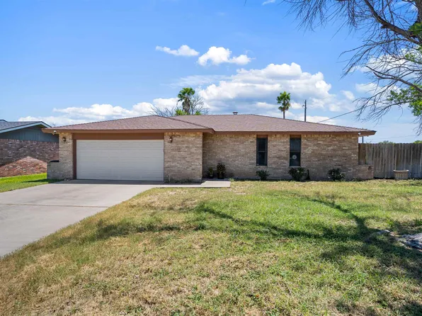 101 Sombrero Dr, Del Rio, TX 78840