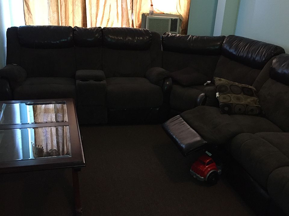 2nd image of 164 Hamilton Ave