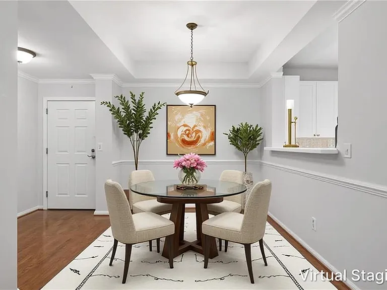 424 Lindbergh Dr NE #208 — Photo 3