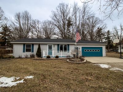 1819 E Burt Rd, Burt, MI, 48417