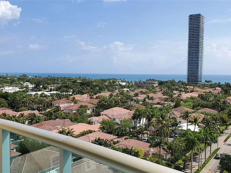 19390 Collins Ave #1124 — Photo 1