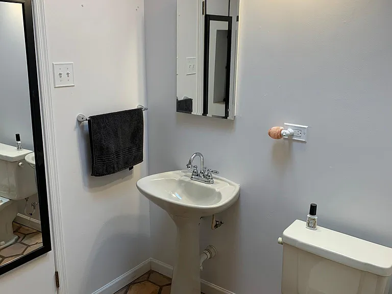 1433 E Edgemont Ave #2 — Photo 16