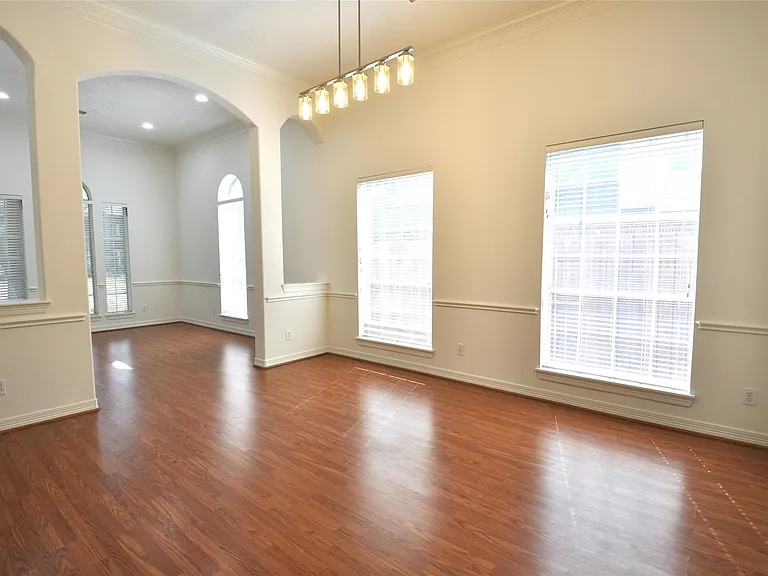 1914 Sand Hollow Ln — Photo 12