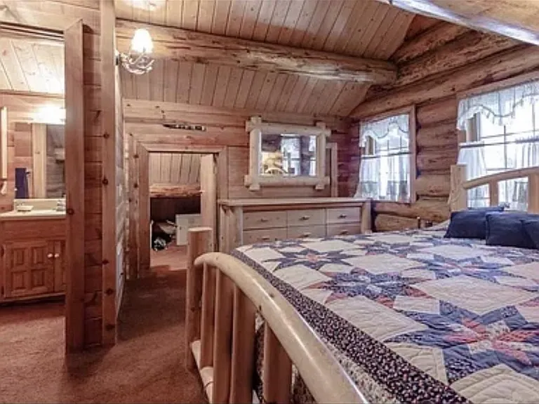 223 Tamarack Ln — Photo 30