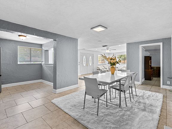 4th image of 2026 Cocoanut Ave