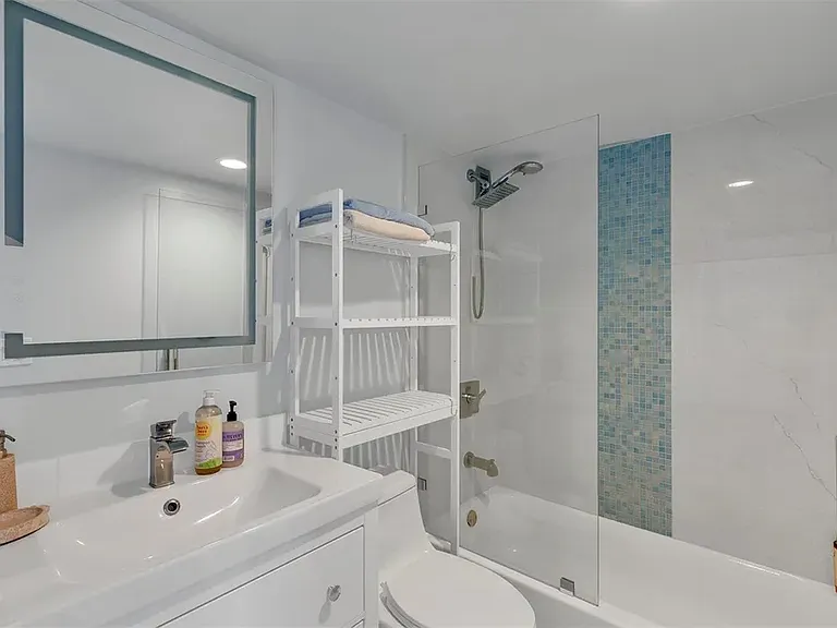 1001 91st St #606 — Photo 9