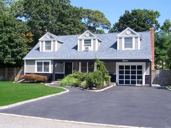 11 Innis Avenue, Ronkonkoma, NY 11779