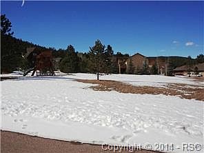 4th image of 210 Eagle Pines Dr