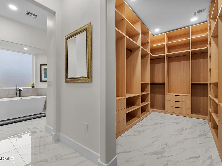 5923 E North Ln — Photo 24