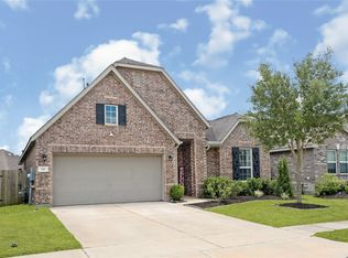 221 Gigi Pl, Alvin, TX 77511