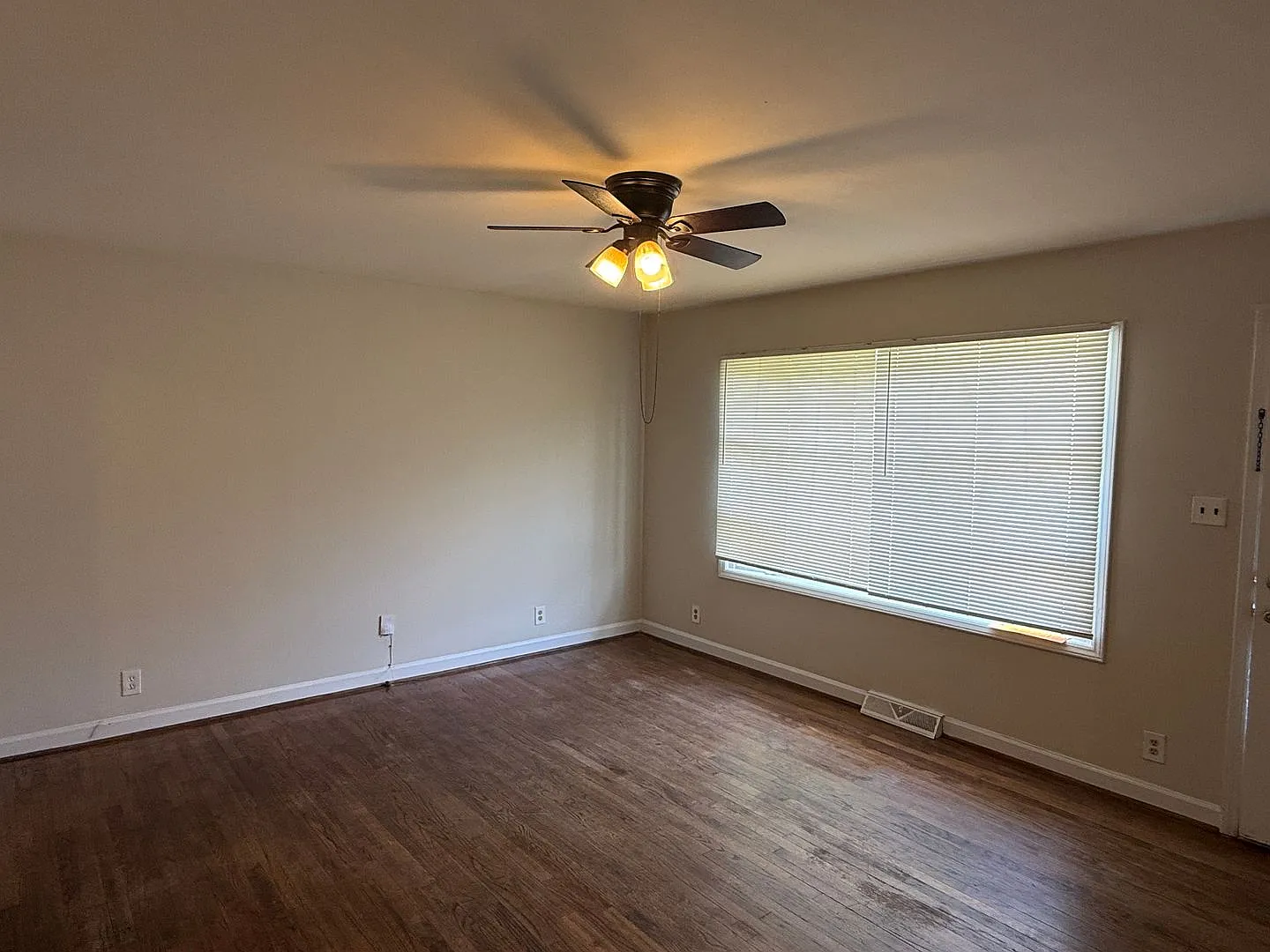 BH-beal3721 — Photo 2