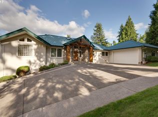 6330 SE Aldercrest Ct, Milwaukie, OR 97267
