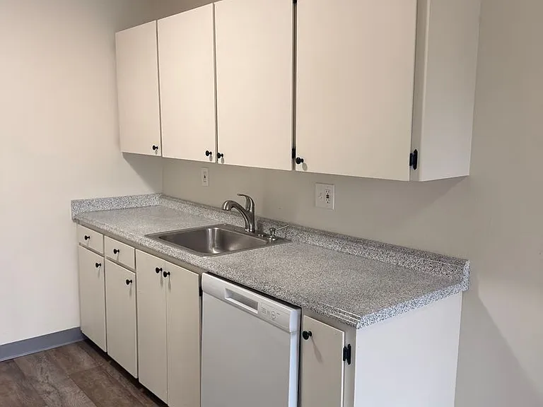 S815 - Star Apartments — Photo 25